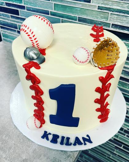 Keilan's first, in baseball, a custom cake made by Aya's Sweets