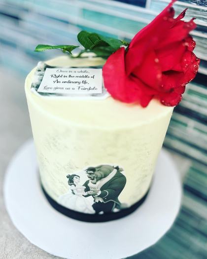 One rose, one note, a custom cake made by Aya's Sweets